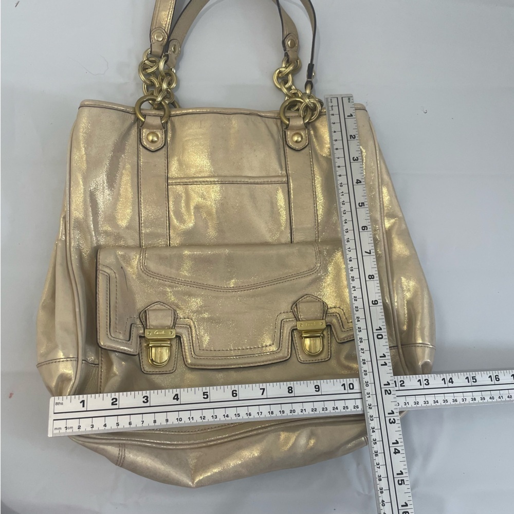 ✨ Coach Poppy Camelia Leather Pushlock Tote – Limited Edition ✨ - Picture 8 of 16